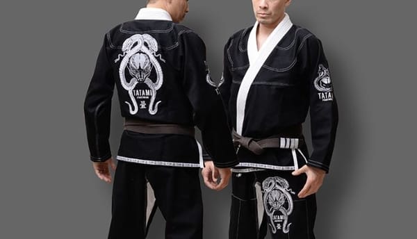Rolul Gi-ului în Brazilian Jiu-Jitsu: Tradiție, Control și Dezvoltarea Tehnicilor